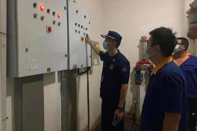 深入重點(diǎn)單位開(kāi)展復(fù)工復(fù)產(chǎn)消防安全檢查